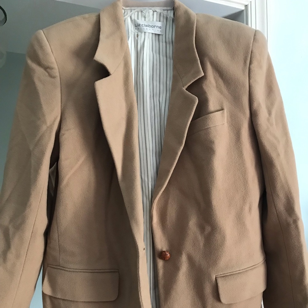 Beautiful wool blend blazer